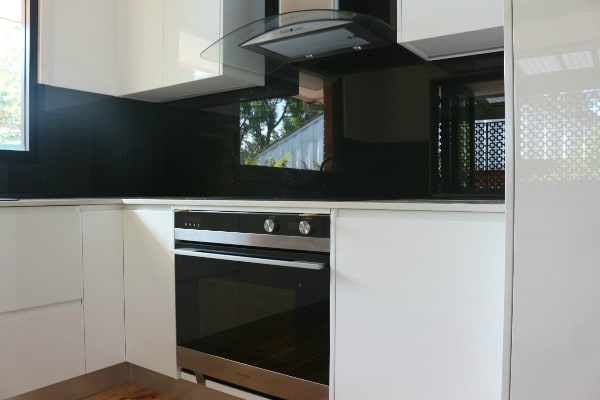 Custom-Kitchen-Designer-Sutherland
