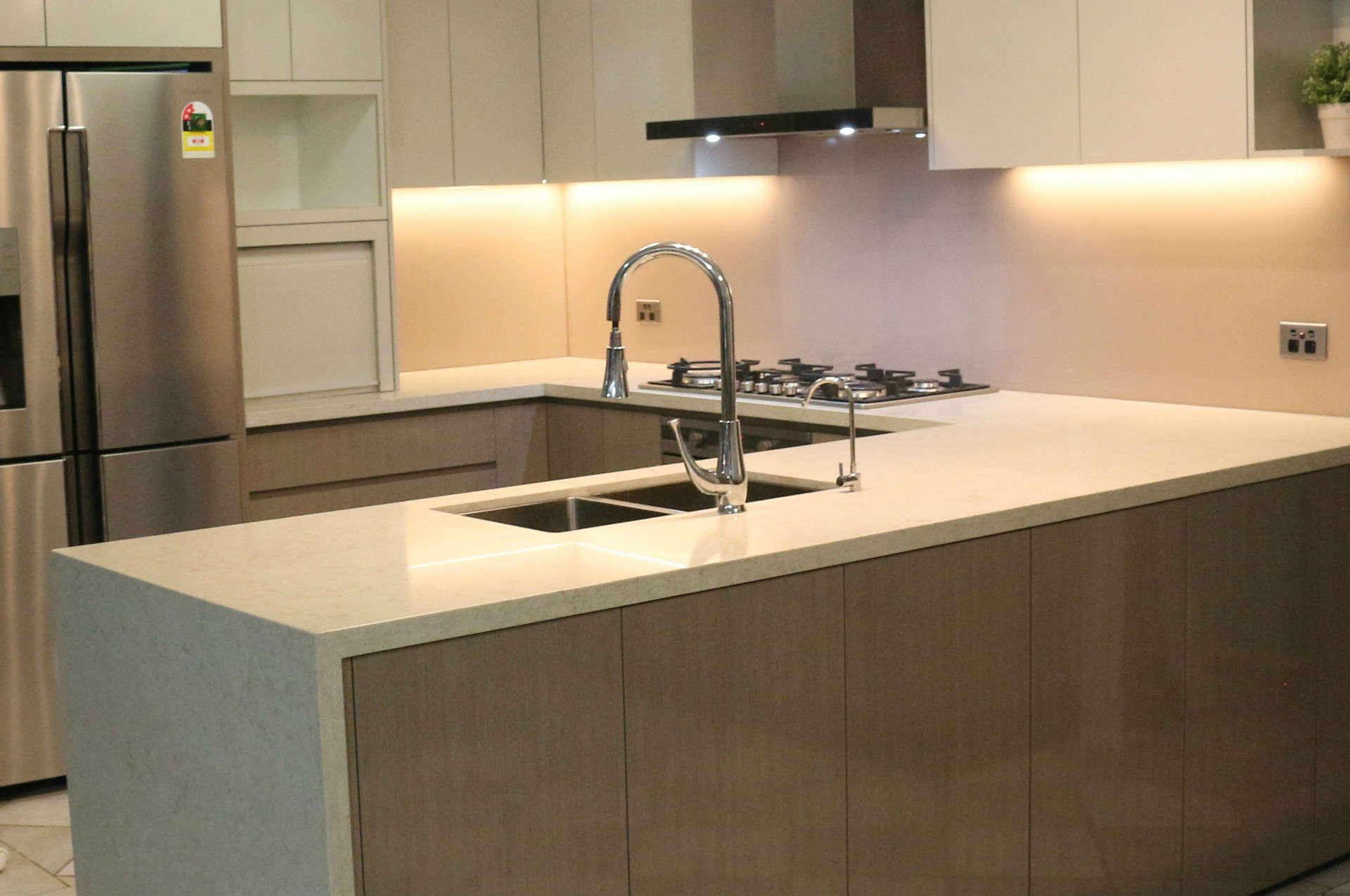 Smart Kitchen Cabinets - Luxury Kitchens Sydney