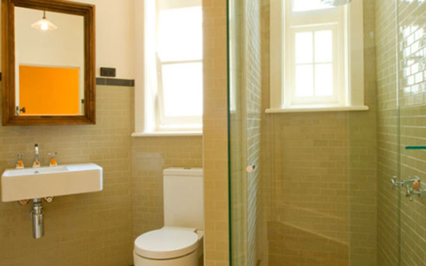 how-to-remove-mould-from-bathroom