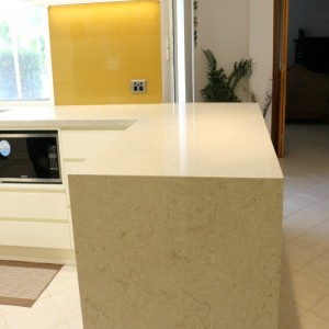 Kitchen Designs-Beautiful Modern Kitchen     