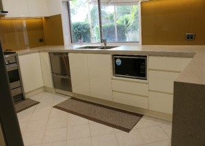 Kitchen Designs-White Glossy      