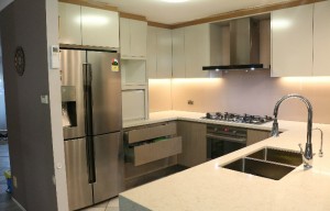 Two tone Kitchen                            